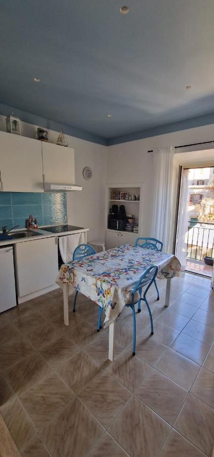 Iride Sul Lago 1 Via Principessa Jolanda 10-Piazza Del Molo Appartement Anguillara Sabazia Buitenkant foto